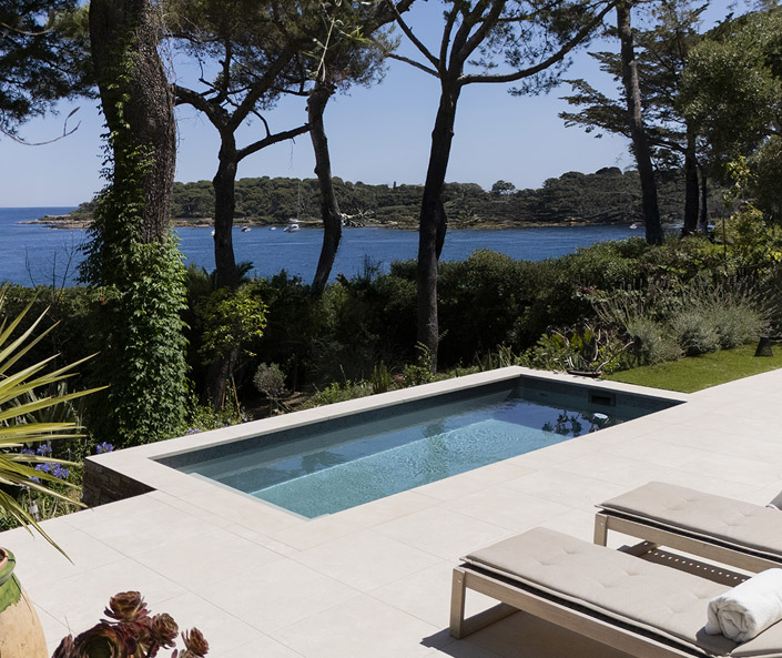 ggilpro piscine urbaine ville Tina acces difficile pas cher à 29000 € 