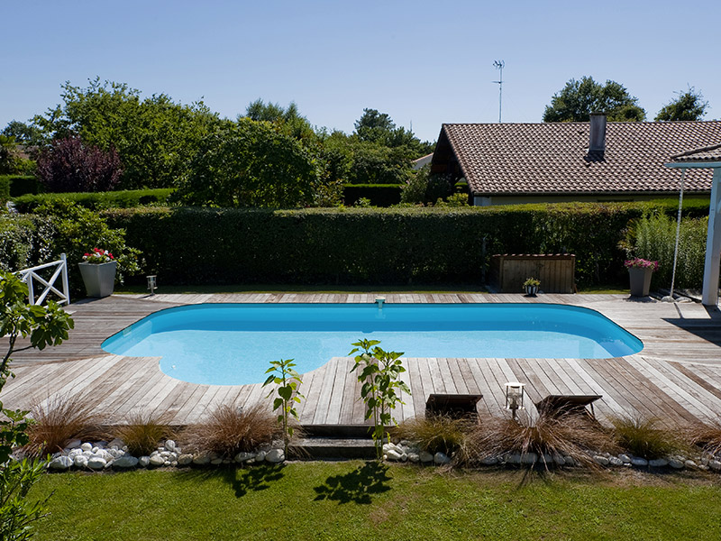 piscine Romy avec escalier Welcome forme rectangle waterair GGILPRO